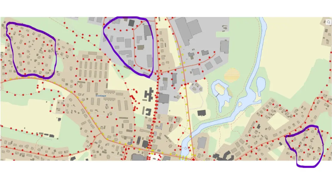 Karta över norra delen av Svenljunga tätort med markeringar över var gatubelysningen är släckt.